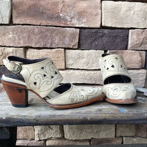 LANE Mule Bootie - 9